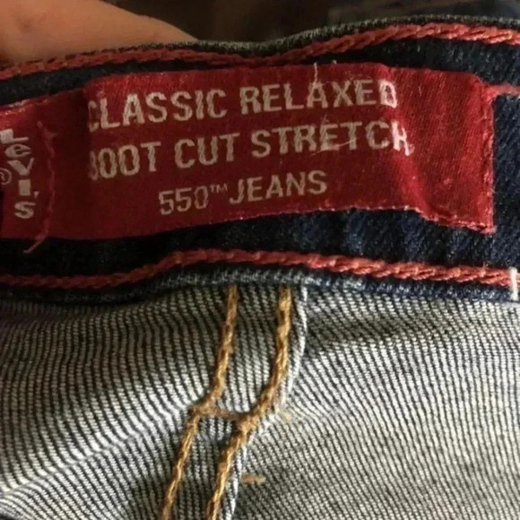 Levi’s  classic relaxed boot cut stretch 550 mom jeans - Picture 5 of 5